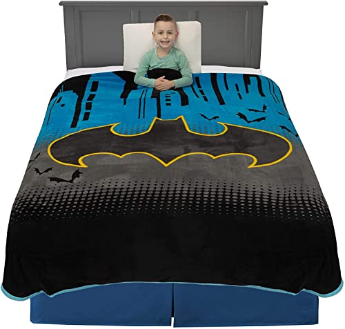 Franco Batman Logo Ultra Soft Plush Micro Raschel Blanket for Kids, Twin/Full Size 62′ x 90′