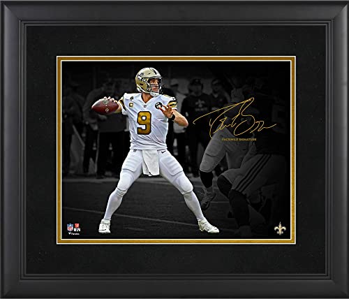 Drew Brees New Orleans Saints Framed 11″ x 14″ Spotlight Photograph – Facsimile Signature – NFL Player Plaques and Collages