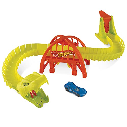 Hot Wheels Toxic Viper Bridge Attack Playset with 1 Hot Wheels Car, Connects to Other Sets, Cars Must Cross the Bridge Quickly or Get Trapped in the Viper’s Jaw, Gift for Kids 4 to 8 Years Old