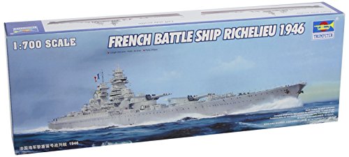 Trumpeter French Navy Richelieu Battleship 1946 (1/700 Scale)