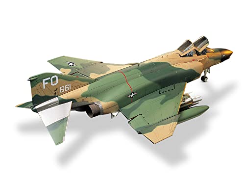 Tamiya 60305 1/32 Mcdonnell F-4 C/D Phantom II Plastic Model Airplane Kit