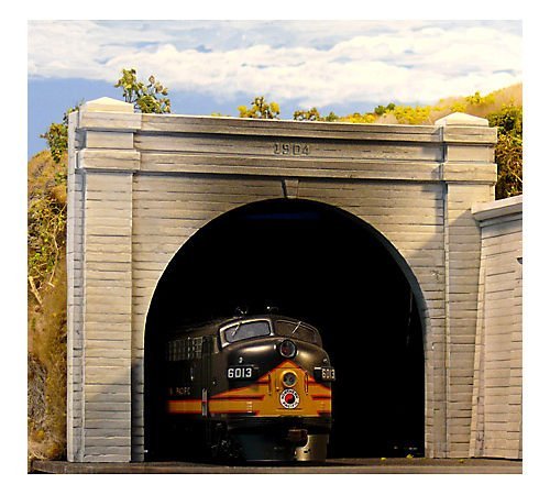 Chooch Enterprises HO Scale Double Concrete Tunnel Portal