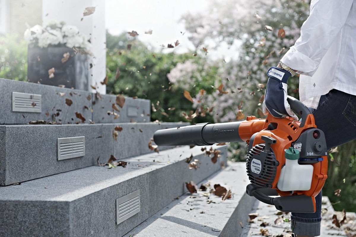 Husqvarna 125BVx, 28cc 2-Cycle Gas 425 CFM 170 MPH Handheld Leaf Blower/Vacuum – 952711902 | The Storepaperoomates Retail Market - Fast Affordable Shopping