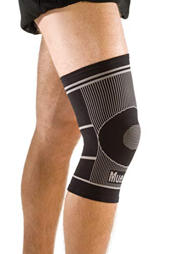 MUELLER Sports Medicine 4-Way Stretch Knee Support Sleeve, For Men and Women, Black, S/M