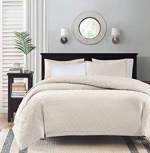 Madison Park Quebec Quilt Set – Luxurious Damask Stitching Design, Cotton Filled Lightweight Coverlet Bedspread Bedding, Shams, Full/Queen(90″x90″), Cream 3 Piece