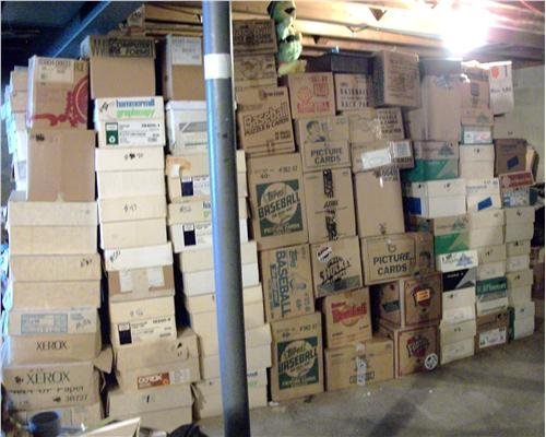 HOCKEY CARD STORAGE UNIT AUCTION FIND ~ INVESTMENT LOT OF 100 CARDS LOADED WITH STARS & ROOKIES