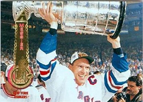 Mark Messier hockey card (1994 New York Rangers Stanley Cup Champion) 1995 Pinnacle #300