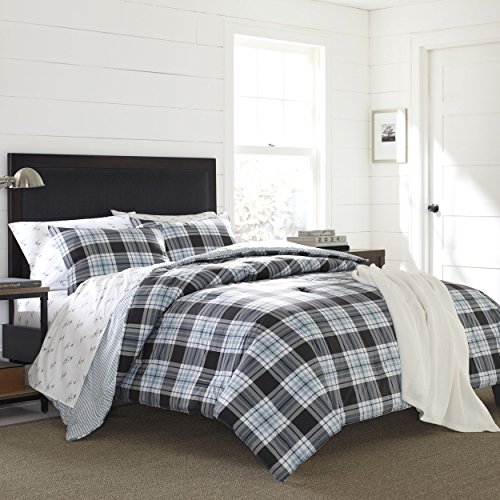 Eddie Bauer – Queen Comforter Set, Cotton Reversible Bedding with Matching Shams, Stylish Home Decor (Lewis Navy, Queen)