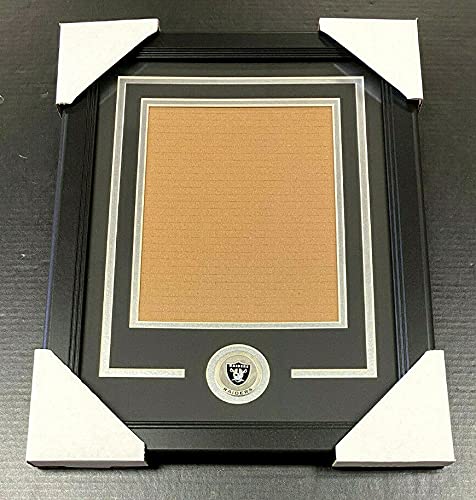 LA VEGAS OAKLAND RAIDERS Medallion Frame Kit 8×10 Photo Double Mat VERTICAL