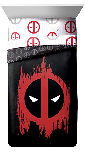 Jay Franco Deadpool Invasion Twin/Full Reversible Comforter (Official Marvel Product)