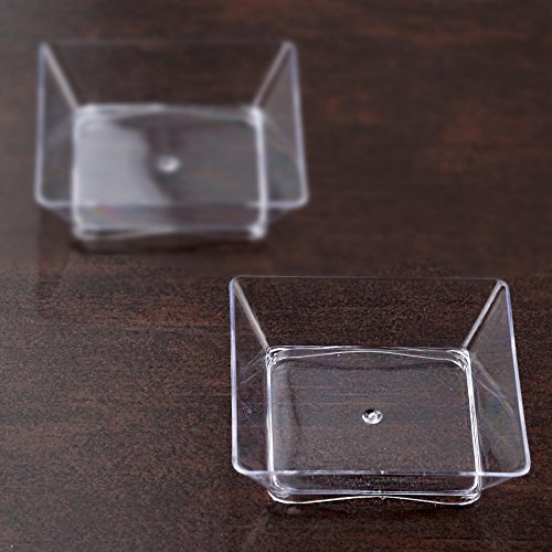 TABLECLOTHSFACTORY 250Pcs – Clear 2.25″ x 2.25″ Appealing Mini Square Disposable Plastic Dessert Plate