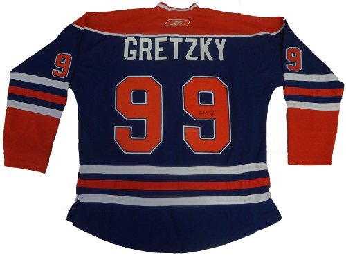Wayne Gretzky Autographed Edmonton Oilers Jersey W/PROOF, Picture of Wayne Signing For Us, Hall of Fame,”The Great One”, Los Angeles Kings, New York Rangers, Stanley Cup Champion