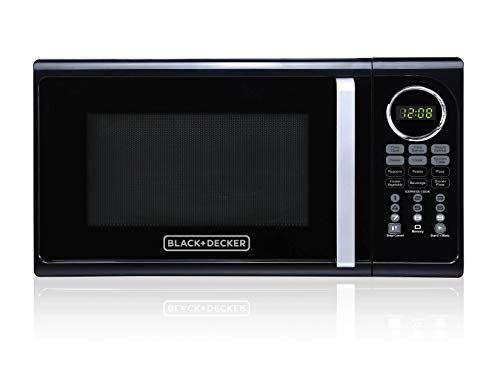 Black+Decker EM925ACP-P2 0.9 Cu. Ft. Digital Microwave