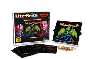Lite Brite Stranger Things Special Edition – Best of 4 Seasons – Featuring Icons & Themes from The Netflix Series Includes High Definition Grid, 12 HD Templates, 650 Colorful Mini Pegs, Fans 14+