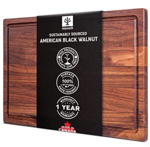 Mevell Walnut Wood Cutting Board for Kitchen, Reversible Wooden Chopping Board With Juice Grooves, Made in Canada (Large 17x11x0.75 Flat Grain)