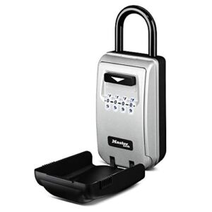 Master Lock Key Lock Box, Outdoor Lock Box with Light Up Dials, Key Safe with Combination Lock, 6 Key Capacity, 5424EC