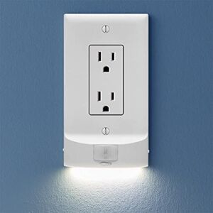 Single, SnapPower MotionLight [for Standard OUTLETS] – Motion Detecting LED Night Lights Built-in to Wall Plate – Bright/Dim/Off Options – Automatically On/Off Sensor – (White, Decor)