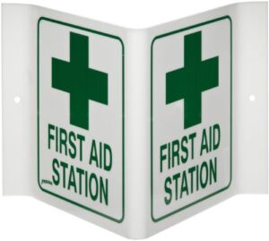 Brady-V1FS03A 49382 9″ Width x 6″ Height x 4″ Depth Acrylic, Green on White Standard “V” Sign, Legend “First Aid Station” (with Picto)