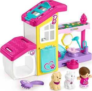 Fisher-Price Little People Barbie Playset for Toddlers with Music and Sounds, 2 Floors & 4 Pieces, Play and Care Pet Spa
