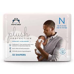 Amazon Brand – Mama Bear Plush Protection Newborn Diapers, Ultra-soft, Hypoallergenic, Dermatologist Tested, For Babies Weighing Up to 10 Pounds, Assorted Print, 32 Count