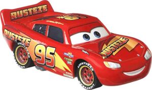 Disney Cars Toys Rust-eze Lightning McQueen, Miniature, Collectible Racecar Automobile Toys Based on Cars Movies, for Kids Age 3 and Older, Multicolor