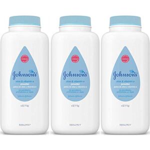 Johnson’s Baby Powder with Naturally Derived Cornstarch Aloe & Vitamin E, Hypoallergenic (Value Pack of 3)