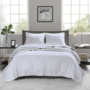 Madison Park Keaton Quilt Set-Casual Channel Stitching Design All Season, Lightweight Coverlet Bedspread Bedding, Shams, King/Cal King(104″x94″), Stripe White, 3 Piece