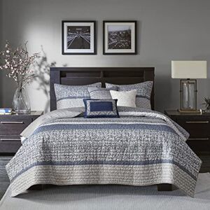 Madison Park Quilt Set Luxurious Jacquard Stripes Design – All Season, Coverlet Bedspread Lightweight Bedding Layer, Shams, Decorative Pillow, King/Cal King(104″x94″), Chevron Navy 6 Piece