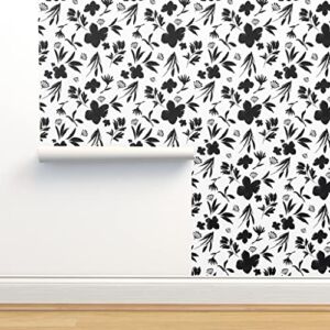 Commercial Grade Wallpaper 27ft x 2ft – Black Mod Florals White Flowers Floral Retro Boho Large Traditional Wallpaper by Spoonflower