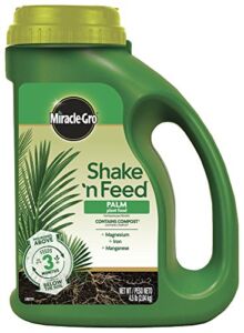 Miracle-Gro Shake ‘N Feed Palm Plant Food, 4.5 lb., Feeds up to 3 Months