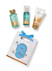 Bath & Body Works AT THE BEACH Mini Gift Box Set “THE WORLD IS YOURS” Travel Size Shower Gel – Body Cream and Fine Fragrance Mist in a decorative gift box with a handle and bow