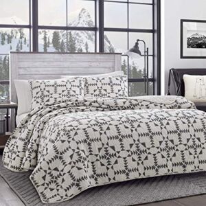Eddie Bauer – King Quilt Set, Reversible Cotton Bedding with Matching Shams, Lightweight Home Decor for All Seasons (Arrowhead Charcoal, King)