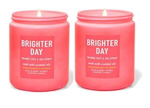 Bath and Body Works 2 Piece Pack Brighter Day Orange Zest & Sea Spray (7oz/ 198g) Single Wick Scented Candle