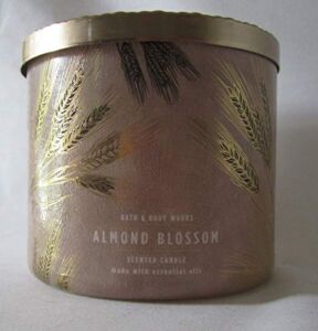 White Barn Bath & and Body Works 14.5 oz Scented 3 Wick Candle Almond Blossom