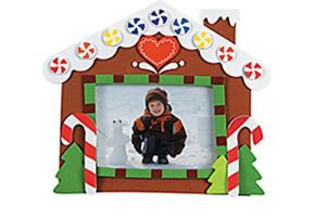 Christmas Picture Frame Craft Kits -12 Pack – Gingerbread House