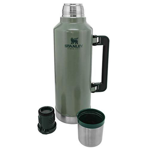 Stanley 10-07935-001 The Legendary Classic Bottle Hammertone Green 2.5QT / 2.3L | The Storepaperoomates Retail Market - Fast Affordable Shopping