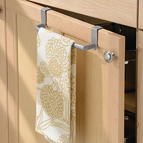 mDesign Steel Metal Wire Over Cabinet Towel Rack Storage Organizer – Hang on Cabinet or Door – Towel Bar Holder for Kitchen – Holds Hand Towels, Washcloths – Spira Collection – Silver | The Storepaperoomates Retail Market - Fast Affordable Shopping