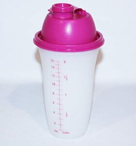 Tupperware Quick Shake 16 Ounce Old-Style Pink