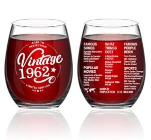 Greatingreat 1962 Old Time Information 60th Birthday Gifts for Women Men – 1962 Vintage 15 oz Stemless Wine Glass – 60 Year Old Birthday Party Decorations – Sixty Class Reunion Ideas