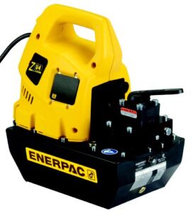 Enerpac ZU4208MB Universal Electric Pump with VM32 Manual Valve Standard 115V and 8 L Usable Oil Capacity