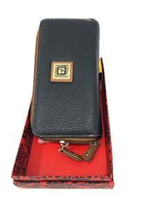 Stone Mountain Large Leather Zip Around Black/Brown Pebble Wristlet Wallet | 8X 1.5 X 4 inch